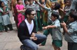 Prateik Babbar remembers Smita Patil on her B_day, spends time with Save the children NGO on 17th Oct 2013 (50)_5260a8ddb8f8f.JPG