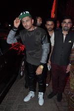 Honey Singh at Narang sangeet in Bandra, Mumbai on 18th Oct 2013 (53)_5262108a45b5f.JPG
