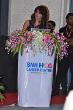 Priyanka Chopra inaugurates new cancer center at Nanavati hopital in memory of her father Ashok Chopra in Mumbai on 21st Oct 2013 (11)_526620d0960f9.JPG