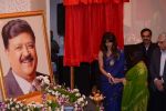 Priyanka Chopra inaugurates new cancer center at Nanavati hopital in memory of her father Ashok Chopra in Mumbai on 21st Oct 2013 (67)_5266218f8689b.JPG