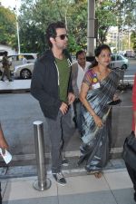 Hrithik Roshan leave for Delhi to promote Krrish 3 in Mumbai Airport on 22nd Oct 2013 (20)_5268c7086928d.JPG