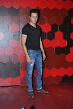 Imran Khan at the re-launch of Trilogy in Mumbai on 23rd Oct 2013 (21)_5269109468021.JPG