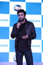 Ranbir Kapoor unveils Philips LED in Trident, BKC, Mumbai on 23rd Oct 2013(38)_52696163d5a4a.JPG