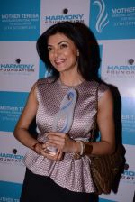 Sushmita Sen at Harmony Foundation_s Mother Teresa Memorial Award in Leela, Mumbai on 27th Oct 2013 (150)_526e0ae5e56f1.JPG