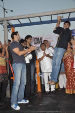 Aditya Thackeray launches DM fitness in Worli, Mumbai on 29th Oct 2013 (29)_5270b19c45576.JPG