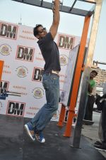 Dino Morea launches DM fitness in Worli, Mumbai on 29th Oct 2013 (72)_5270b3bf7d951.JPG