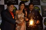 Shilpa Shetty, Sajid Khan, Terence Lewis  at the celebration of Diwali on the sets of Nach Baliye in Filmistan, Mumbai on 31st Oct 2013 (119)_5273c3a12231a.JPG