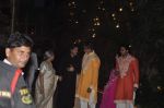 Abhishek Bachchan, Aishwarya Rai Bachchan, Amitabh Bachchan, Jaya Bachchan, Shahrukh Khan,Gauri Khan at Amitabh Bachchan_s diwali Bash in Mumbai on 3rd Nov 2013 (109)_52788ff4d7b25.JPG