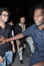 at Aamir Khan_s diwali bash in Mumbai on 3rd Nov 2013 (1)_52788e95148aa.JPG