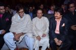 Amitabh Bachchan, Pankaj Udhas, Anup Jalota at the launch of Sumeet Tappoo_s album Destiny in Novotel, Mumbai on 5th Nov 2013 (46)_527a3e13a626b.JPG