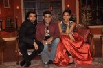 Deepika Padukone, Ranveer Singh, Kapil Sharma on the sets of Comedy Nights with Kapil in Filmcity, Mumbai on 5th Nov 2013 (128)_527a3e7b58088.JPG