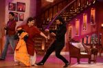 Ranveer Singh on the sets of Comedy Nights with Kapil in Filmcity, Mumbai on 5th Nov 2013 (1)_527a3eff44170.JPG