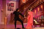 Ranveer Singh on the sets of Comedy Nights with Kapil in Filmcity, Mumbai on 5th Nov 2013 (29)_527a3f0b94336.JPG