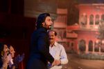 Ranveer Singh on the sets of Comedy Nights with Kapil in Filmcity, Mumbai on 5th Nov 2013 (37)_527a3f0e26053.JPG