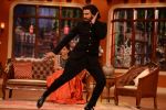 Ranveer Singh on the sets of Comedy Nights with Kapil in Filmcity, Mumbai on 5th Nov 2013 (58)_527a3f152d513.JPG