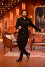 Ranveer Singh on the sets of Comedy Nights with Kapil in Filmcity, Mumbai on 5th Nov 2013 (6)_527a3f01c78a5.JPG
