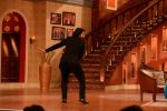 Ranveer Singh on the sets of Comedy Nights with Kapil in Filmcity, Mumbai on 5th Nov 2013 (63)_527a3f16b0986.JPG