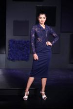 Model walk for Designer Pankaj & Nidhi at Blenders Pride Fashion Tour 2013 Kolkata  on 9th Nov 2013 (49)_527f1f8b70879.jpg