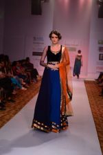 Model walks for Dinesh Malkani at ABIL Pune Fashion Week on 10th Nov 2013 (379)_52807917b49e0.JPG