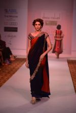 Model walks for Dinesh Malkani at ABIL Pune Fashion Week on 10th Nov 2013 (390)_5280791bbcac6.JPG