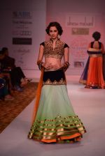 Model walks for Dinesh Malkani at ABIL Pune Fashion Week on 10th Nov 2013 (414)_52807925b8c81.JPG