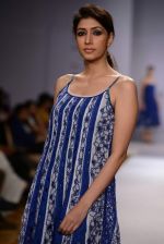 Model walks for Raaj Shroff at ABIL Pune Fashion Week on 10th Nov 2013 (29)_528097cbb4d6a.JPG