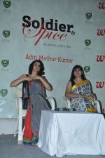 Gul panag launches Aditi Mathur_s book in Olive, Mumbai on 12th Nov 2013 (28)_528311033cf0a.JPG