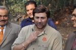 Sunny Deol at the Promotion of film Singh Saab the Great on the sets of CID in Filmcity, Mumbai on 12th Nov 2013 (107)_5283129239744.JPG