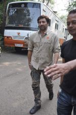 Sunny Deol at the Promotion of film Singh Saab the Great on the sets of CID in Filmcity, Mumbai on 12th Nov 2013 (71)_5283128431de8.JPG