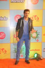 Hrithik Roshan at Nickelodeon Kids Choice awards in Filmcity, Mumbai on 14th Nov 2013 (72)_52861cca77be1.JPG