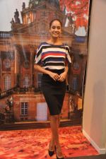 Lisa Haydon at Marc Cain collection launch with Miss Malini in Napean Sea Road, Mumbai on 15th Nov 2013 (115)_52870d96ef54f.JPG