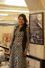 at designer Anupama Daya_ls  showcase at Good Earth in Lower Parel, Mumbai on 16th Nov 2013 (60)_5288f3719cfc2.JPG