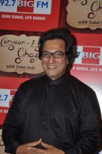Talat Aziz  at Big FM Show launch in Mumbai on 21st Nov 2013 (34)_528f06d29109a.JPG