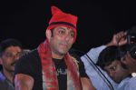 Salman Khan at Koli festival in Mahim, Mumbai on 22nd Nov 2013 (25)_5290846ccdc9e.JPG