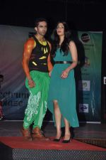 at the Promotion of Heartless at Panache Fashion Show in Mithibai College, Mumbai on 22nd Nov 2013 (34)_5290861ee341a.JPG