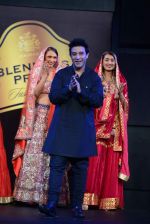 Model walk for Suneet Varma Show at BLENDERS PRIDE FASHION TOUR 2013 Day 1 in Mumbai on 23rd Nov 2013 (100)_5291f9bfc97c3.JPG