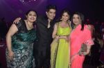 Urmila Matondkar, Manish Malhotra at Saif Belhasa Holdings Masala Awards on 29th Nov 2013 (284)_5298920f1cd67.JPG