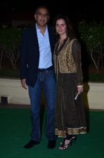 at Vishesh Bhatt_s Wedding Reception in Taj Land_s End, Bandra, Mumbai on 28th Nov 2013 (239)_52983c2046e0f.JPG