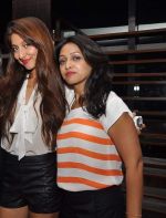 Anushka Dhandekar and Surily Goel at palladium club launch in Mumbai on 30th Nov 2013_529b10002e951.jpg