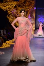 Model walk the ramp for Gaurav Gupta showcase on day 2 of bridal week in Mumbai on 30th Nov 2013 (107)_529afd498dcf5.JPG