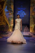 Model walk the ramp for Gaurav Gupta showcase on day 2 of bridal week in Mumbai on 30th Nov 2013 (136)_529afd38e1b92.JPG