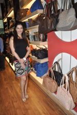 Payal Rohatgi at the launch of Tangerine Home Couture in Mumbai on 30th Nov 2013 (51)_529afd9dc77e5.JPG