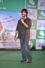 Shahid Kapoor at R Rajkumar promotions in Infinity Mall, Malad, Mumbai on 1st Dec 2013 (18)_529c266678a65.JPG