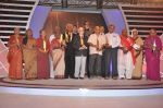 Amitabh Bachchan at CNN-IBN awards ceremony in Mumbai on 2nd Dec 2013 (26)_529d7062aeaa3.JPG