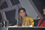 Shilpa Shetty on the sets on Nach Baliye 6 in Filmistan, Mumbai on 3rd Dec 2013  (16)_529f64f22d000.JPG