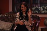 Sonakshi Sinha on the sets of Comedy Nights with Kapil in Mumbai on 4th Dec 2013 (15)_52a01e20cc2c0.JPG