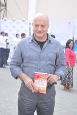 Anupam Kher at Times Literature Festival in Mehboob, Mumbai on 6th Dec 2013 (29)_52a3536de3f9f.JPG