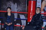 Amitabh Bachchan Launches Mary Kom_s biography in Landmark, Mumbai on 9th Dec 2013 (102)_52a6a9296a2a9.JPG