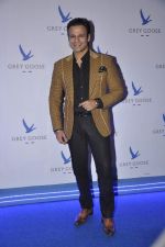 Vivek Oberoi at Grey Goose in association with Noblesse fashion bash in Four Seasons, Mumbai on 10th Dec 2013 (173)_52a8124b1897b.JPG