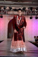 Model walks for Rohit Verma_s show for Marigold Watches in J W Marriott, Mumbai on 11th Dec 2013 (375)_52a9cf0f21014.JPG